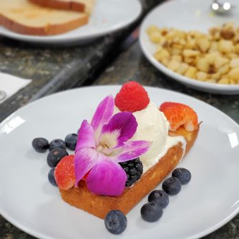 Tata's Cafe - Quesadilla Salvadoreña with vanilla ice cream, strawberries, and blueberries. - Breakfast & Brunch Near Me - Hawthorne, California Tata's Cafe - Quesadilla Salvadoreña with vanilla ice cream, strawberries, and blueberries. - Breakfast & Brunch Near Me - Hawthorne, California