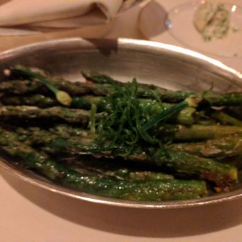 The Grill - Asparagus chinois - Cocktail Bars Near Me - New York, New York
