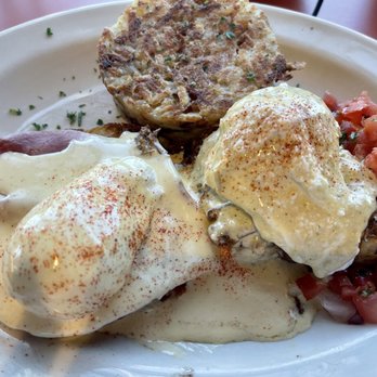 Snooze, an A.M. Eatery - Benny Duo, ham benedict and Barbacoa Chile verde benedict - Breakfast & Brunch Near Me - Orange, California Snooze, an A.M. Eatery - Benny Duo, ham benedict and Barbacoa Chile verde benedict - Breakfast & Brunch Near Me - Orange, California