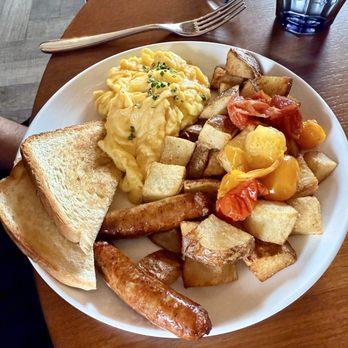 The Ivy Room - Breakfast platter - Piano Bars Near Me - New York, New York The Ivy Room - Breakfast platter - Piano Bars Near Me - New York, New York