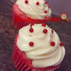 Sweettopia Delights - Red Velvet Cupcakes