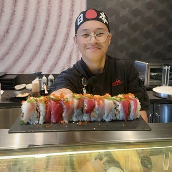 Sukai - Our awesome sushi chef Jarret with the XXX roll - Teppanyaki Near Me - Friant, California