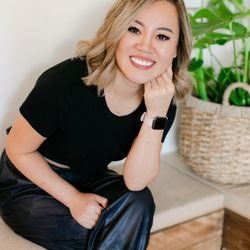 Zoe's Lash Bar & Spa