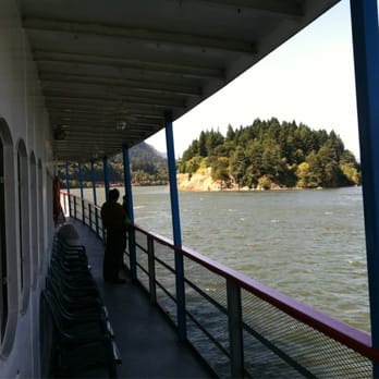 Sternwheeler Columbia Gorge Cruises - Boat Charters Near Me - Cascade Locks, Oregon