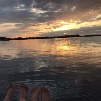 Lola's Lakehouse - American Near Me - Waconia, Minnesota Lola's Lakehouse - American Near Me - Waconia, Minnesota