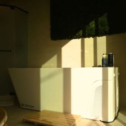 Moss - We offer two cold plunges, red light therapy and two rain showers with membership.