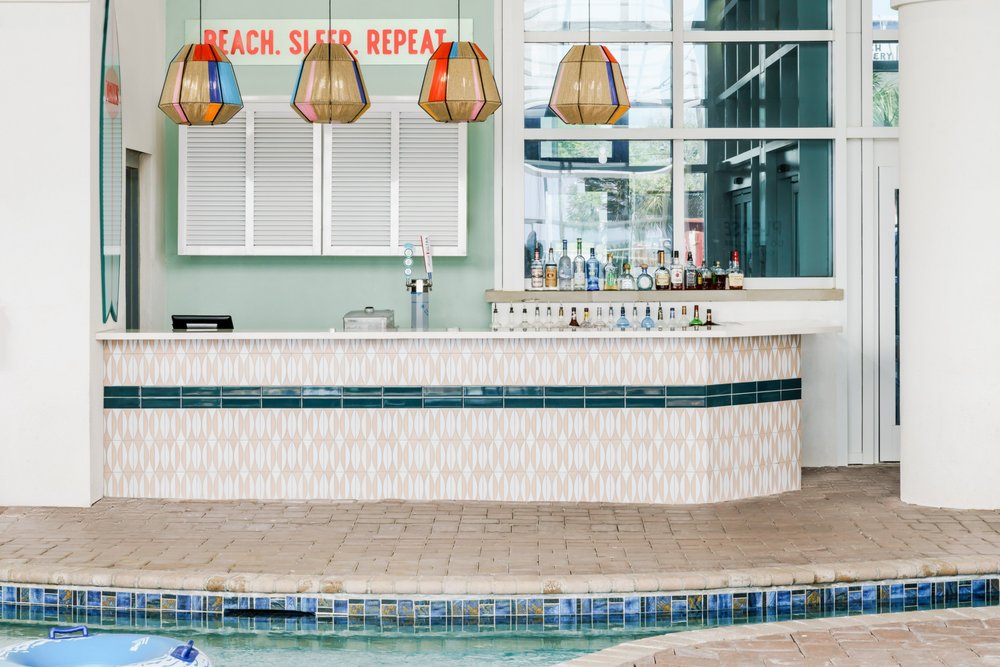 COCONUT CHARLIES POOL BAR & GRILL MYRTLE BEACH Updated August 2024