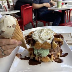 Gelatissimo - Delicious Gelato