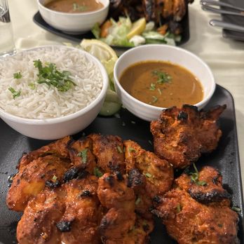 Momo Factory - Chicken platter - Himalayan/Nepalese Near Me - Delta, British Columbia