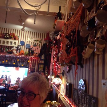 Windhill Pancake Parlor - Breakfast & Brunch Near Me - McHenry, Illinois Windhill Pancake Parlor - Breakfast & Brunch Near Me - McHenry, Illinois