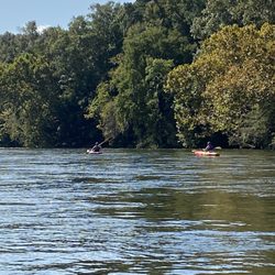 Coosa River Adventures - Friends kayaking!