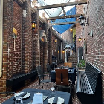 Orofino - Outdoor seating - Italian Near Me - Fredericksburg, Virginia Orofino - Outdoor seating - Italian Near Me - Fredericksburg, Virginia