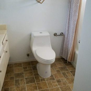 Built By Grundy - Master bath - BEFORE. Ugly flooring! - General Contractors Near Me Built By Grundy - Master bath - BEFORE. Ugly flooring! - General Contractors Near Me