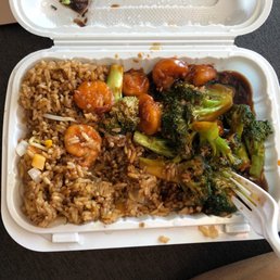 Shrimp and I8. Broccoli Combo Plate Shrimp and I8. Broccoli Combo Plate