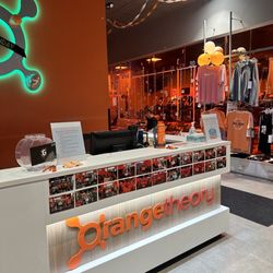 Orangetheory Fitness - Front desk