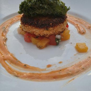 Flannel - Crab cake - New American Near Me - Stowe, Vermont