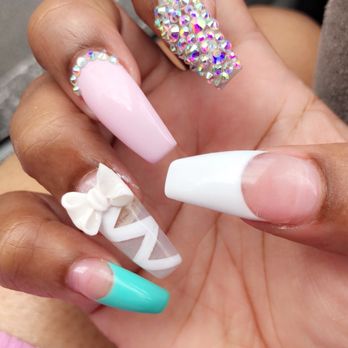 Paris Nails - Nail Salons Near Me - Moreno Valley, California