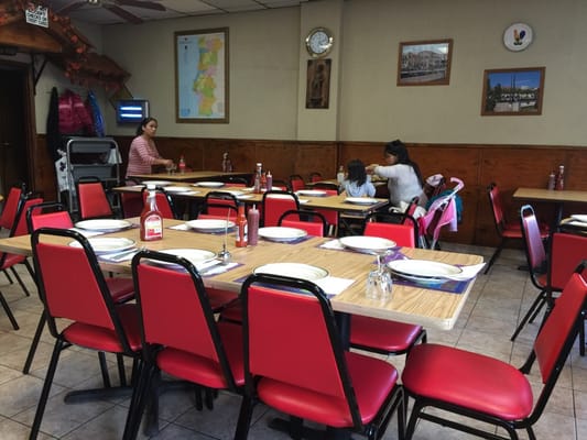 Bloomfield Avenue BBQ by null