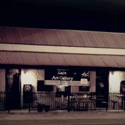 Poetic Justice Cafe Gallery - The Building, Historically South Australian from the outside, a visual delight on the inside.