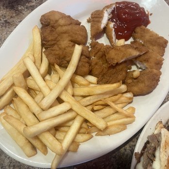 Embassy Diner - Diners Near Me - Bethpage, New York Embassy Diner - Diners Near Me - Bethpage, New York