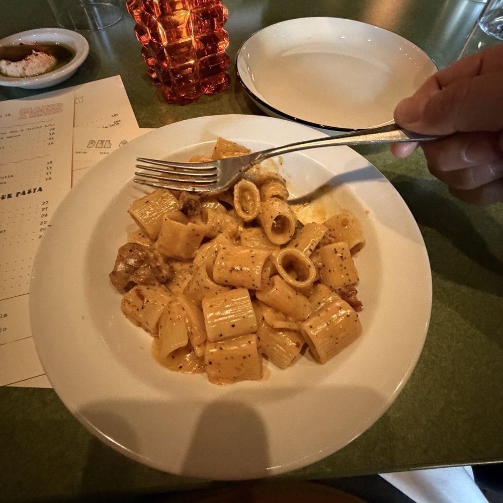 Mano A Mano - Carbonara - Italian Near Me - Chicago, Illinois Mano A Mano - Carbonara - Italian Near Me - Chicago, Illinois