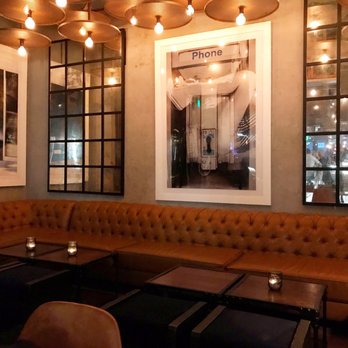 Le Chick - Interior - Cocktail Bars Near Me - Miami, Florida