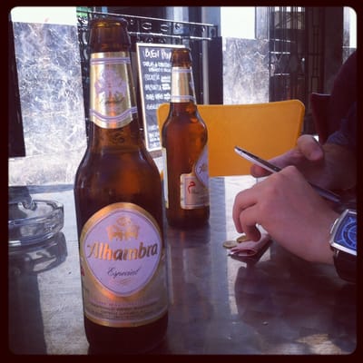 Ubik Café Cafetería Librería by null