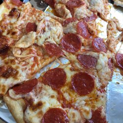 Luis Pizza - Greasy mess... I'm very disappointed.