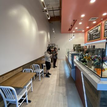 Yogurt Spot - Indoor seating - Ice Cream & Frozen Yogurt Near Me - Walnut Creek, California Yogurt Spot - Indoor seating - Ice Cream & Frozen Yogurt Near Me - Walnut Creek, California