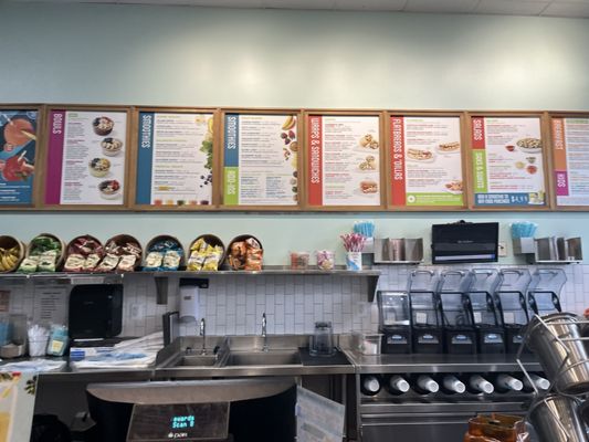 Tropical Smoothie Cafe by null