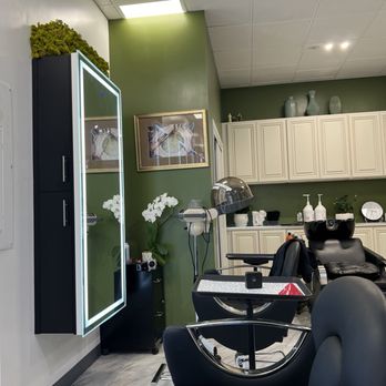 Rubels Head Spa - Inside - Hair Salons Near Me - Montebello, California