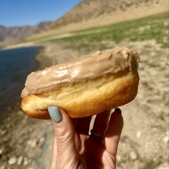Sequoia Mountain Bakery - Bakeries Near Me - Kernville, California