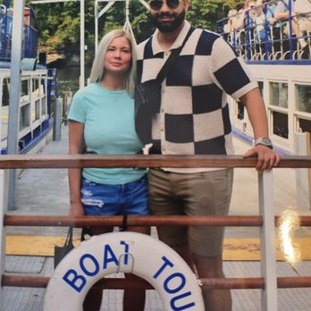 Dells Boat Tours - Picture at boarding - Boat Tours Near Me - Wisconsin Dells, Wisconsin