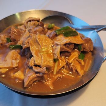 Cafe Anh Hong - Lamb stew in pot. - Dim Sum Near Me - Sandy, Utah