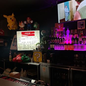 FreePlay Toronto - Bars Near Me - Toronto, Ontario