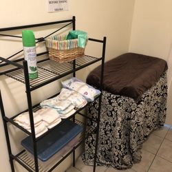 Abigail's Best Children's & Maternity Consignment - Bathroom setup