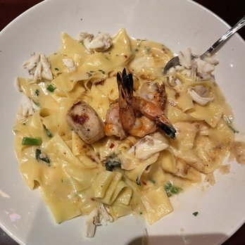 Pappadeaux Seafood Kitchen - Shrimp, Scallop & Jumbo Lump Crab Pappardelle Pasta - Seafood Near Me - Arlington, Texas Pappadeaux Seafood Kitchen - Shrimp, Scallop & Jumbo Lump Crab Pappardelle Pasta - Seafood Near Me - Arlington, Texas