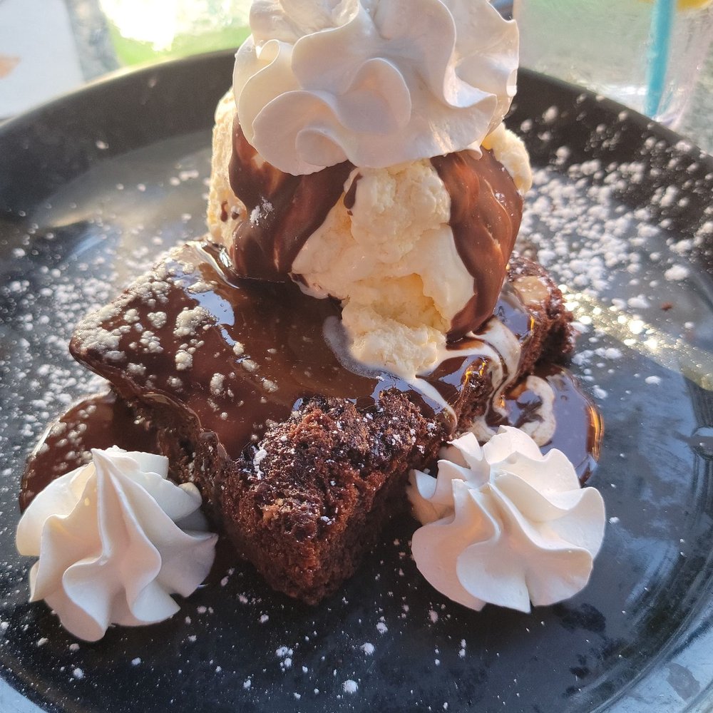 Keylime Bistro - Brownie sunday - Seafood Near Me - Captiva, Florida Keylime Bistro - Brownie sunday - Seafood Near Me - Captiva, Florida