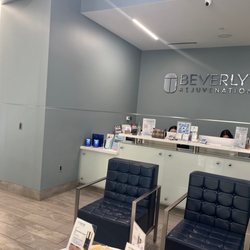 Beverly Hills Rejuvenation Center - Downtown Summerlin - Front desk