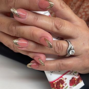 Fiona Nails - Nail Salons Near Me - Vallejo, California