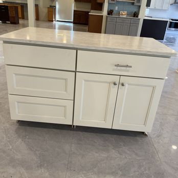 Stonewood Kitchen & Bath - Cabinetry Near Me - Norfolk, Virginia Stonewood Kitchen & Bath - Cabinetry Near Me - Norfolk, Virginia