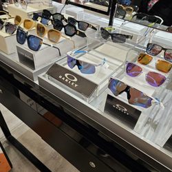 Sunglass Hut - Oakley sunglasses