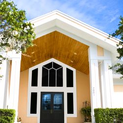 Forest Hills Memorial Park & Palm City Chapel