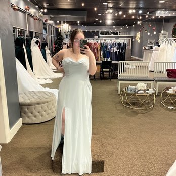 Bridal Exclusives - Bridesmaid dress - Bridal Near Me - Tualatin, Oregon Bridal Exclusives - Bridesmaid dress - Bridal Near Me - Tualatin, Oregon