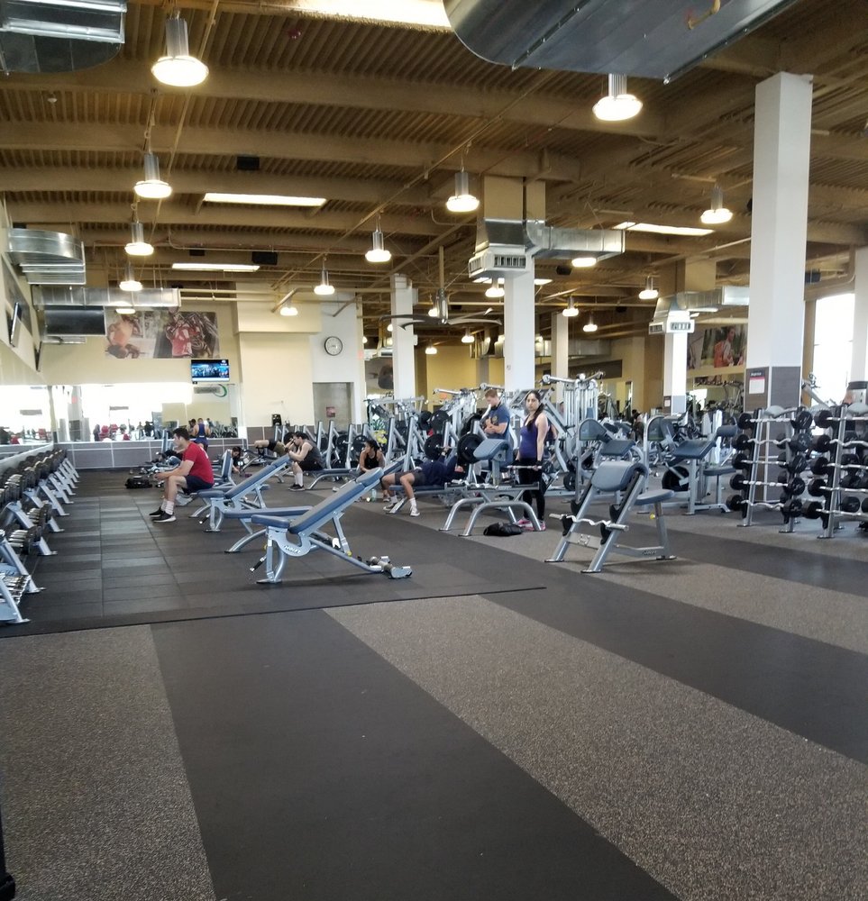 24 Hour Fitness Torrance Del Amo 135 Photos 136 Reviews Gyms Yelp