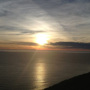 Post Ranch Inn - Typical sunset - Hotels Near Me - Big Sur, California Post Ranch Inn - Typical sunset - Hotels Near Me - Big Sur, California