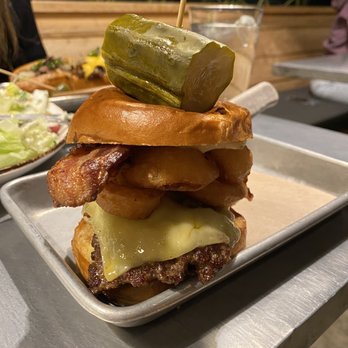 Pour Company - House burger with Onion rings and bacon - New American Near Me - Fullerton, California