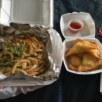 Naked Tchopstix - Crab rangoons and pan fried noodles with chicken - Japanese Near Me - Fort Wayne, Indiana Naked Tchopstix - Crab rangoons and pan fried noodles with chicken - Japanese Near Me - Fort Wayne, Indiana