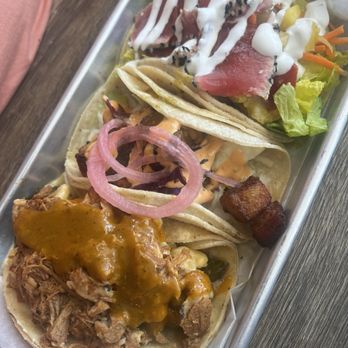 Lost Local - L to R: Deep South Gullah, Pork Belly, Ahi Tuna tacos - Cocktail Bars Near Me - Beaufort, South Carolina