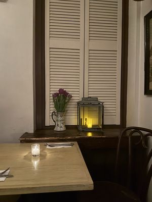 Cafe Mogador by null